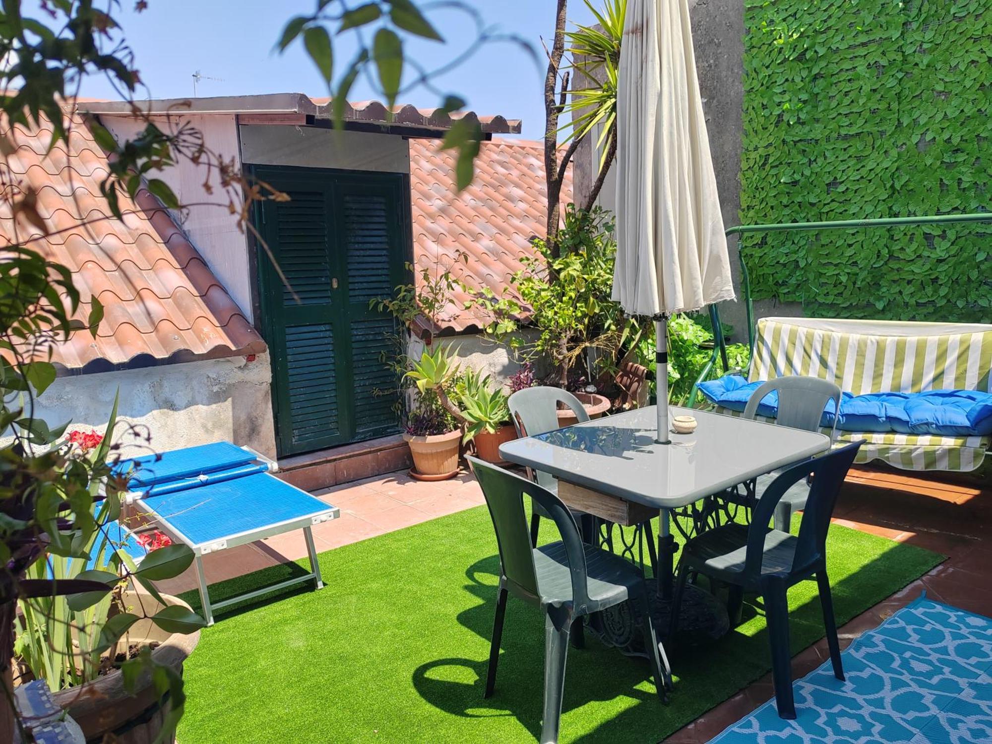 Casa Lego Small Room With Terrace Naples Exterior photo